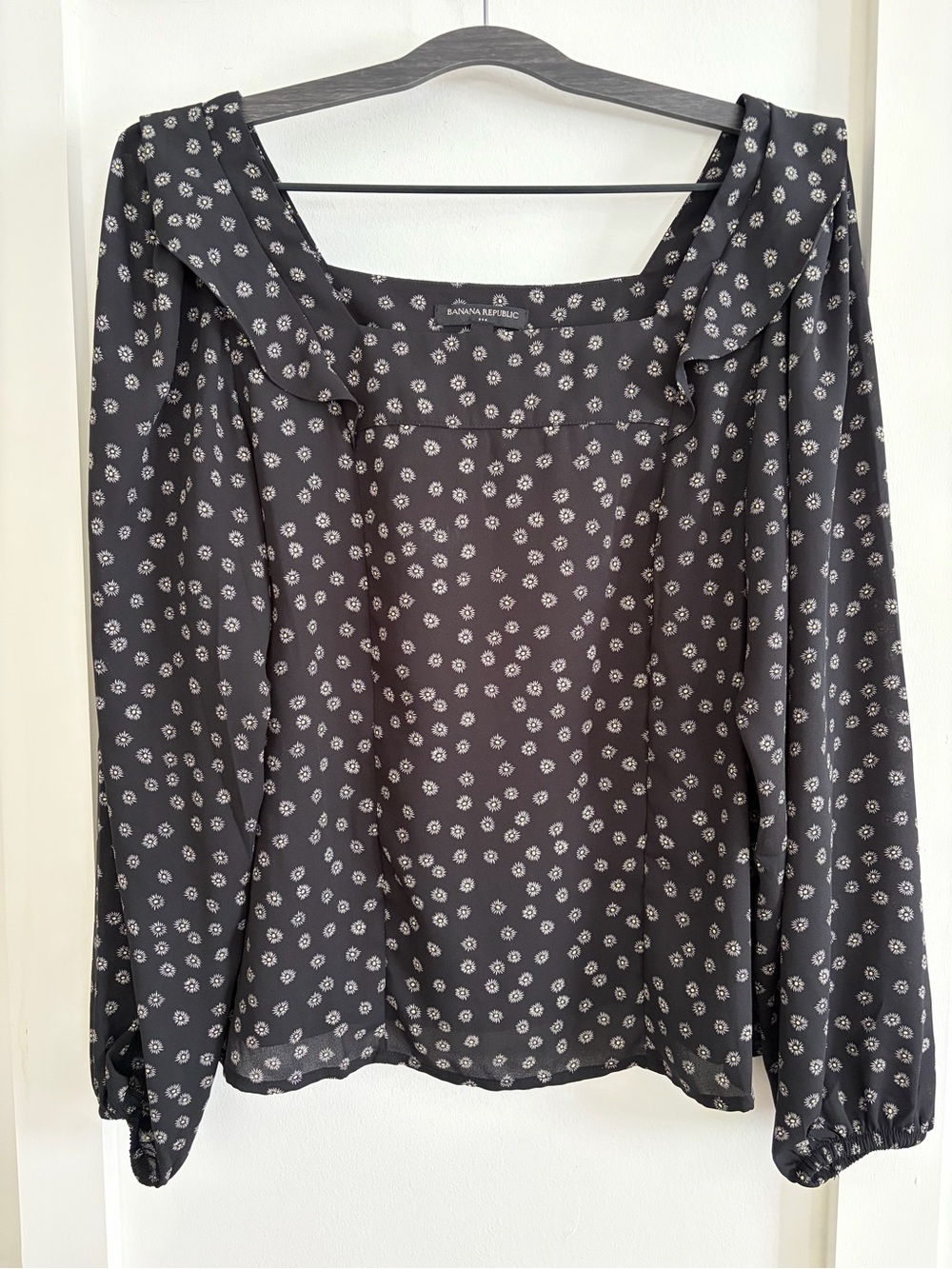 Banana Republic Black Floral Square-Neck Long-Sleeve Blouse